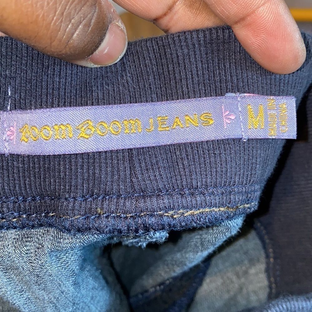 Boom Boom Jeans    - Picture 3 of 4